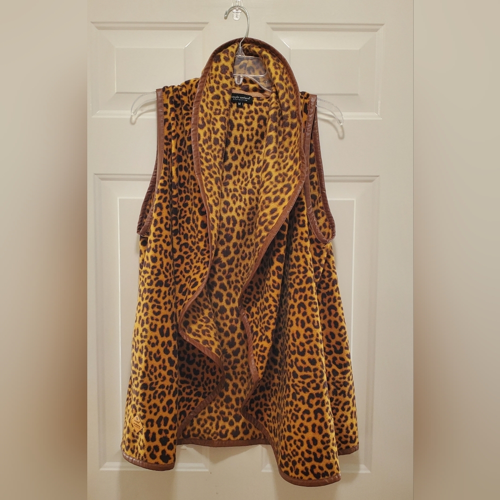 Simply Southern cute vest women leopard print medium with pockets